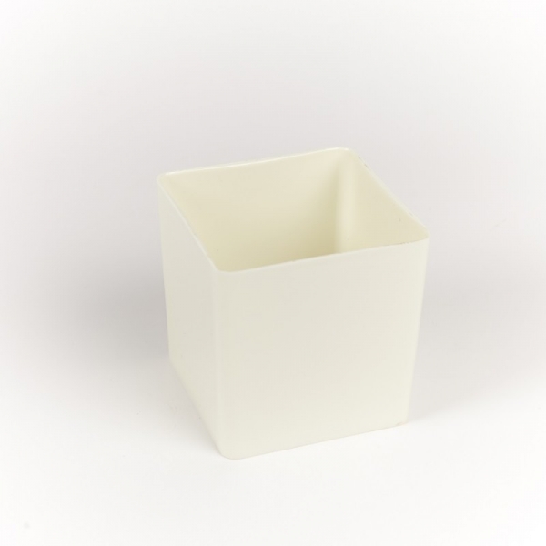 Cube Acrylic Cream 10cm